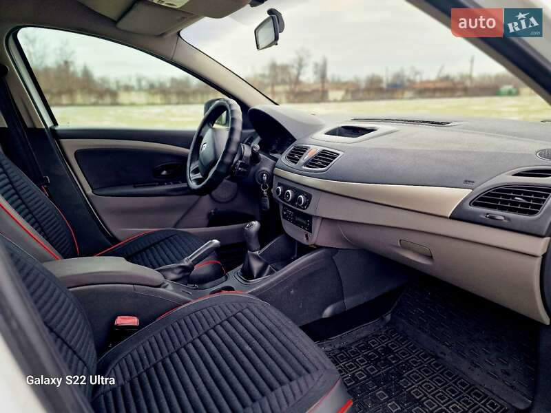 Седан Renault Fluence 2011 в Одессе