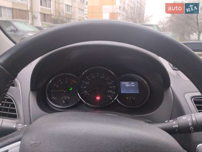 Седан Renault Fluence 2011 в Києві