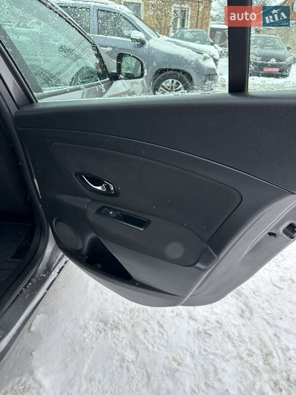 Седан Renault Fluence 2015 в Луцке фото 19 Седан Renault Fluence 2015 в Луцке