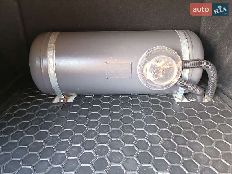 Седан Renault Fluence 2010 в Кропивницькому