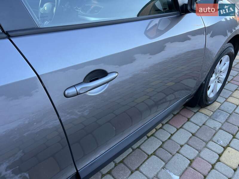 Седан Renault Fluence 2011 в Івано-Франківську