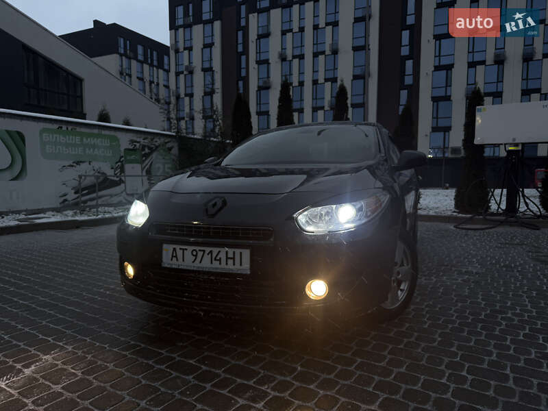 Седан Renault Fluence 2010 в Ивано-Франковске