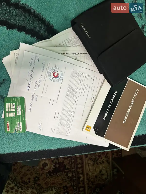 Седан Renault Fluence 2015 в Кам'янець-Подільському документ