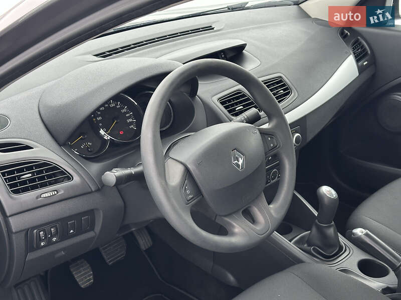 Седан Renault Fluence 2010 в Луцьку