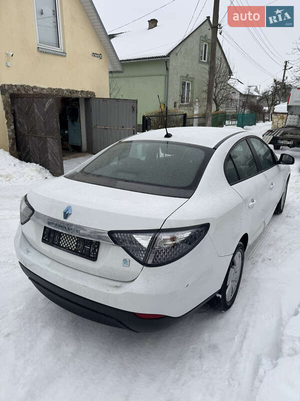 Седан Renault Fluence 2013 в Львові фото 5 Седан Renault Fluence 2013 в Львові