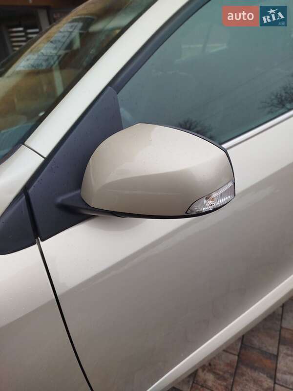 Седан Renault Fluence 2010 в Виноградове