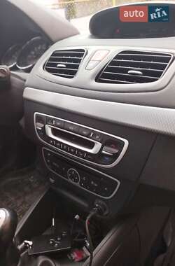 Седан Renault Fluence 2010 в Виноградове