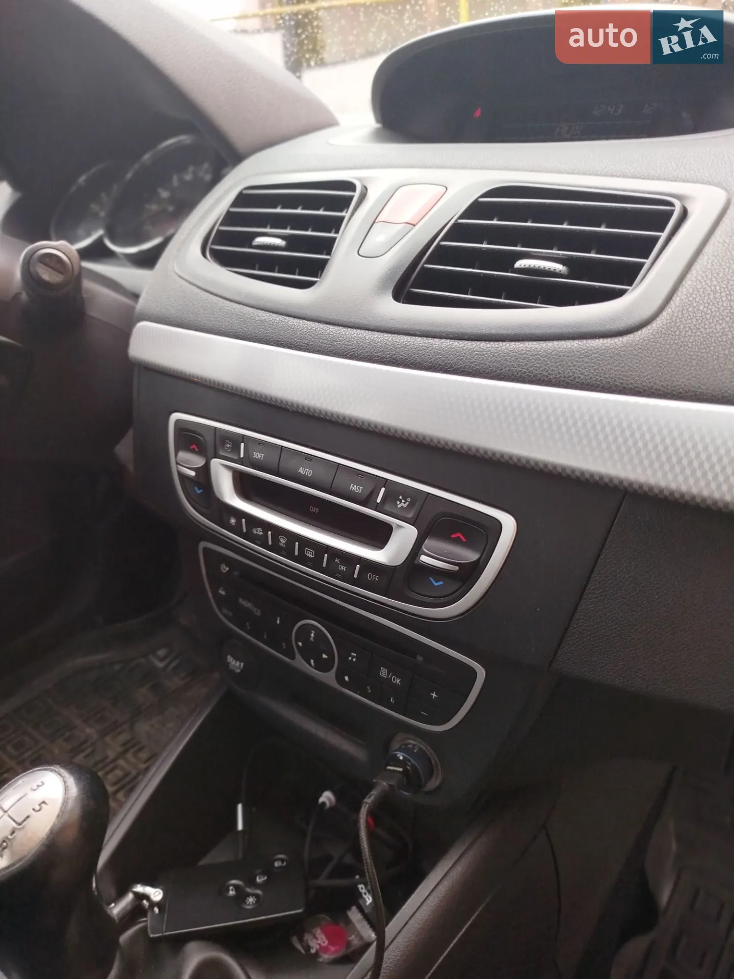2010 Renault Fluence - мініатюра 19