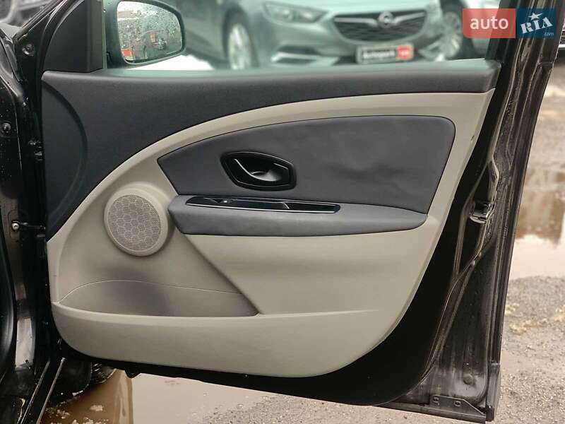 Седан Renault Fluence 2010 в Виннице фото 15 Седан Renault Fluence 2010 в Виннице