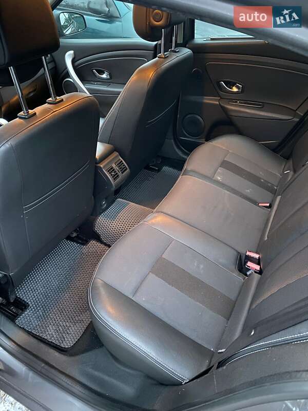 Седан Renault Fluence 2010 в Кременчуге