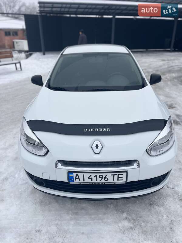 Седан Renault Fluence 2012 в Умані