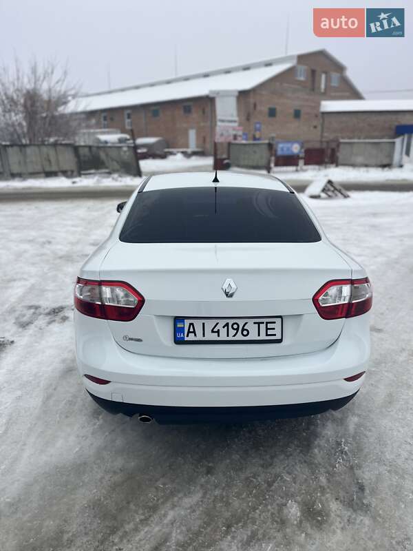 Седан Renault Fluence 2012 в Умані