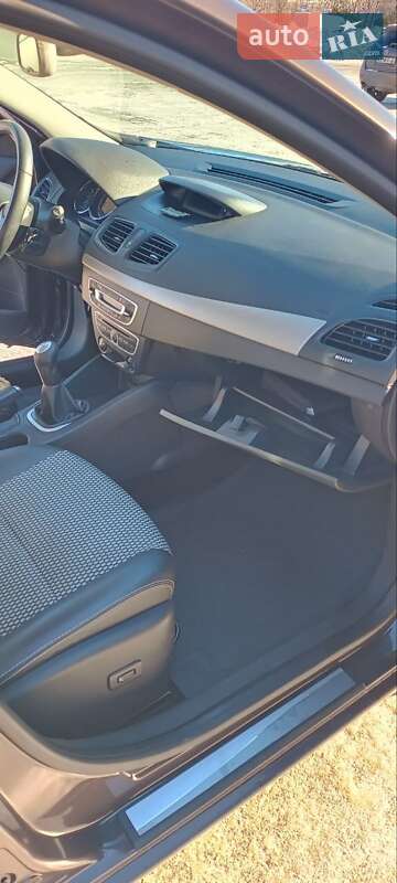 Седан Renault Fluence 2012 в Киеве