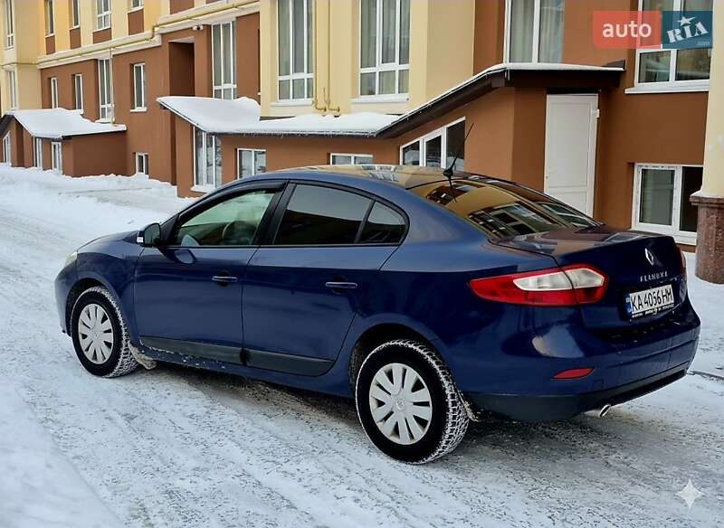 Седан Renault Fluence 2011 в Киеве