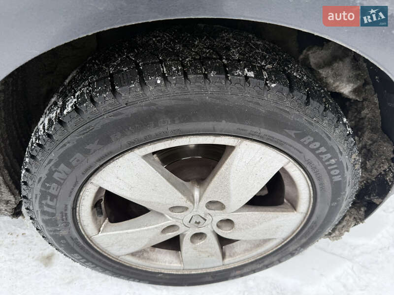 Седан Renault Fluence 2010 в Умані фото 26 Седан Renault Fluence 2010 в Умані