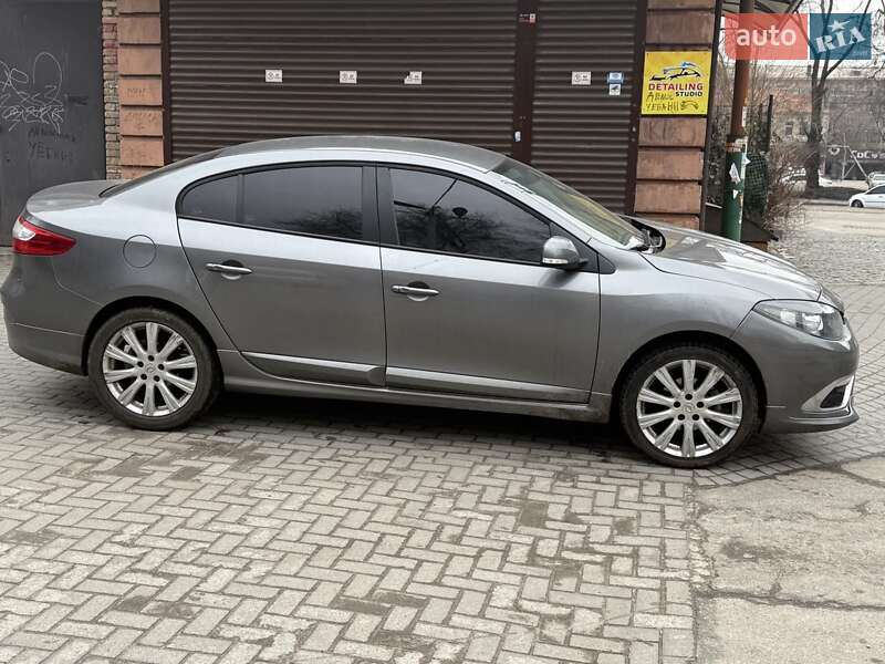 Седан Renault Fluence 2016 в Запорожье