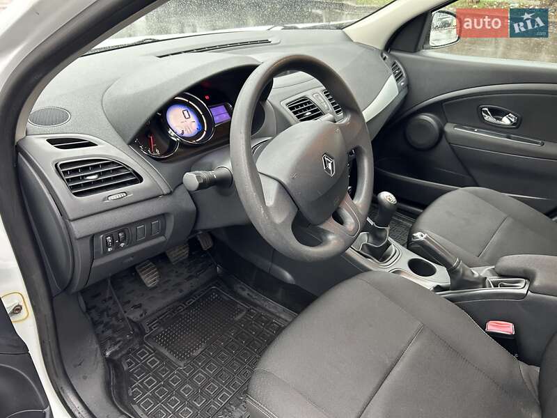 Седан Renault Fluence 2013 в Днепре