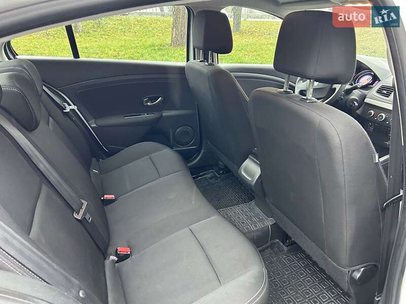 Седан Renault Fluence 2013 в Днепре