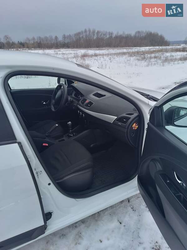 Седан Renault Fluence 2014 в Лебедине