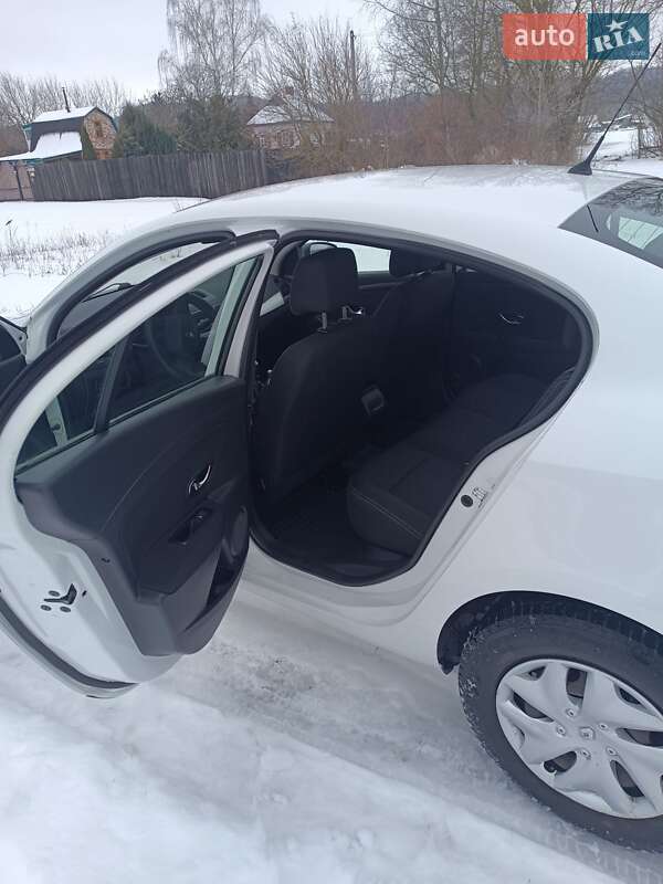 Седан Renault Fluence 2014 в Лебедине