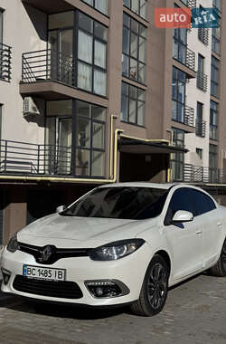 Седан Renault Fluence 2015 в Яворові