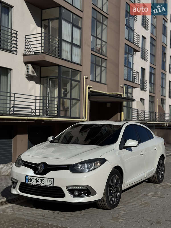 Седан Renault Fluence 2015 в Яворові
