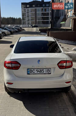 Седан Renault Fluence 2015 в Яворові