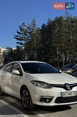 Седан Renault Fluence 2015 в Яворові