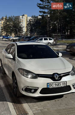 Седан Renault Fluence 2015 в Яворові