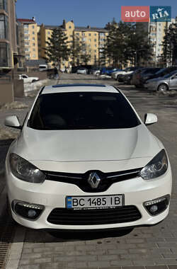 Седан Renault Fluence 2015 в Яворові