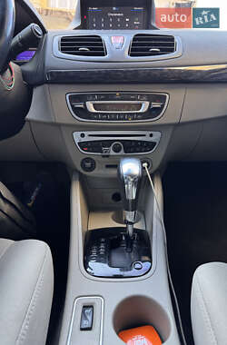 Седан Renault Fluence 2015 в Яворові