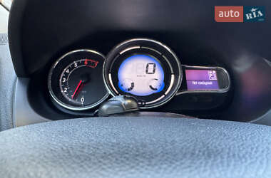 Седан Renault Fluence 2015 в Яворові
