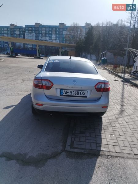 Седан Renault Fluence 2011 в Днепре