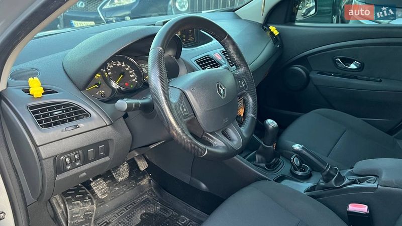 Седан Renault Fluence 2011 в Полтаве