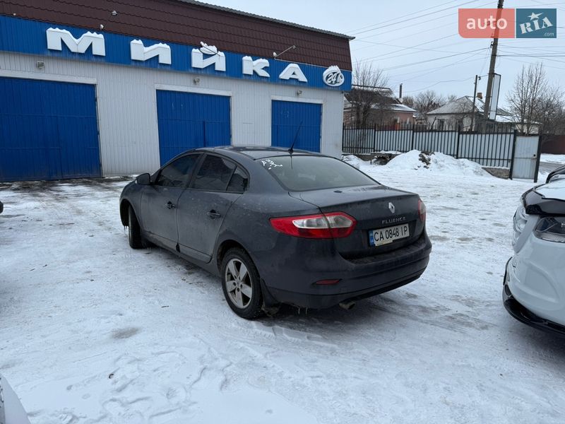 Седан Renault Fluence 2010 в Умани