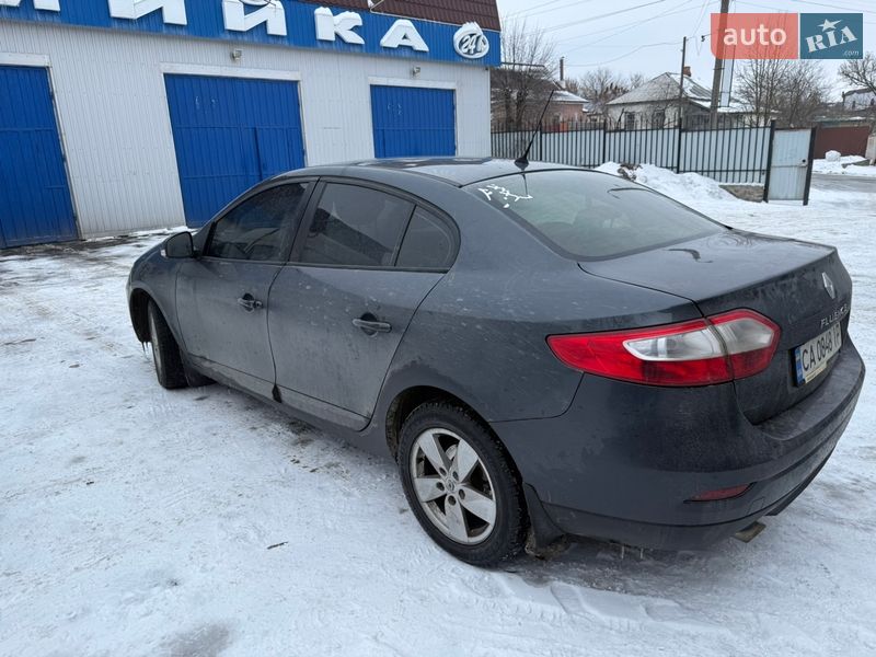 Седан Renault Fluence 2010 в Умани