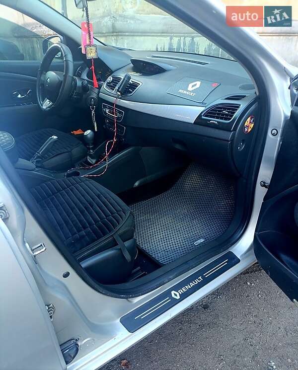 Седан Renault Fluence 2012 в Кам'янському