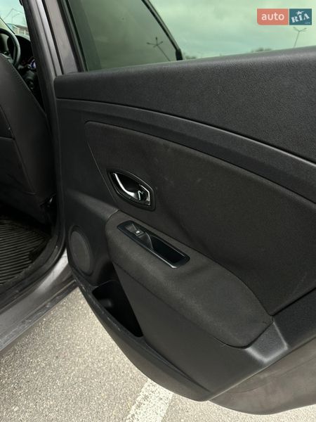 Седан Renault Fluence 2013 в Днепре