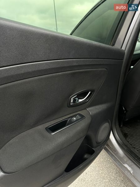 Седан Renault Fluence 2013 в Днепре