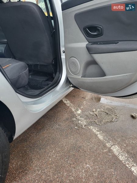 Седан Renault Fluence 2011 в Житомире