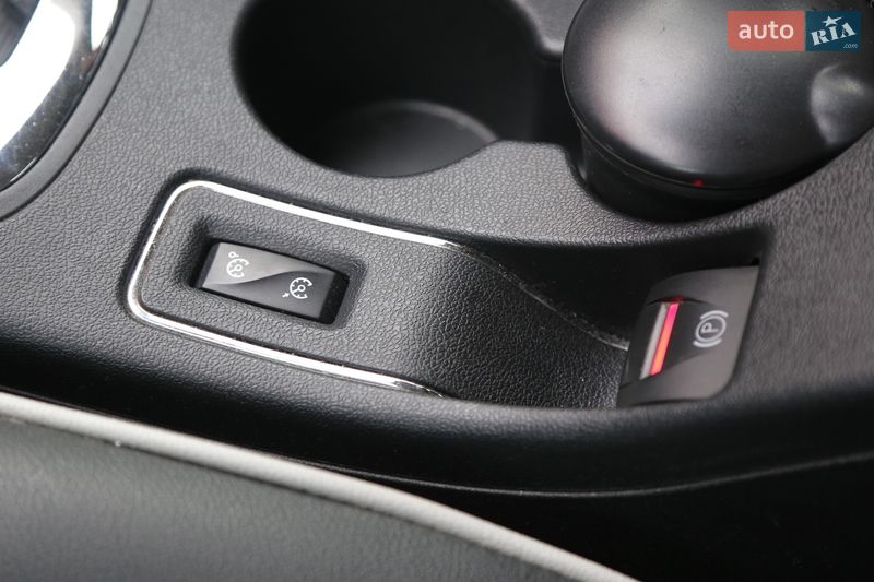 Седан Renault Fluence 2013 в Киеве