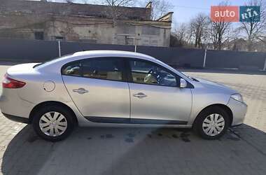 Седан Renault Fluence 2011 в Калуше