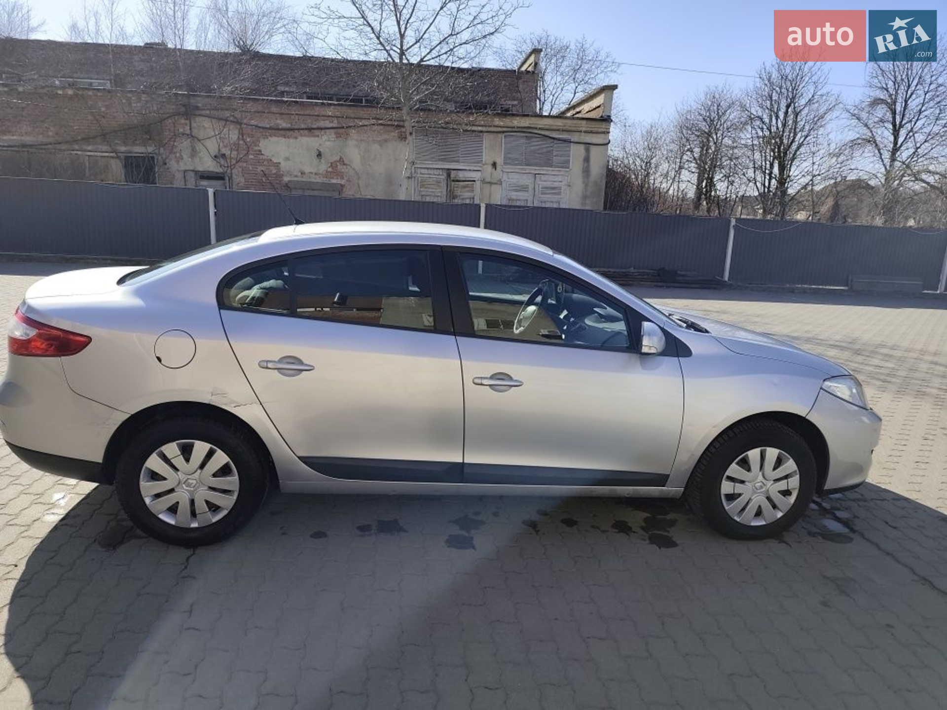 2011 Renault Fluence - мініатюра 3