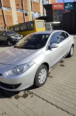 Седан Renault Fluence 2011 в Калуше