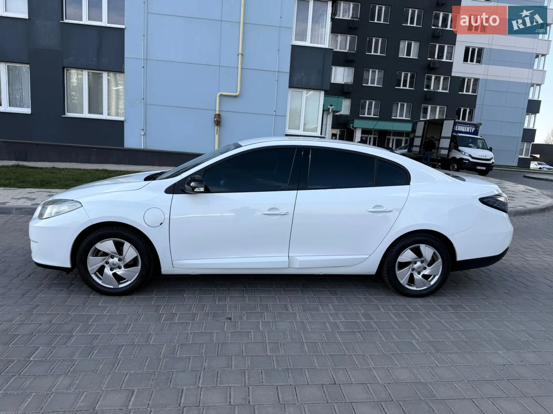 2011 Renault Fluence - мініатюра 5