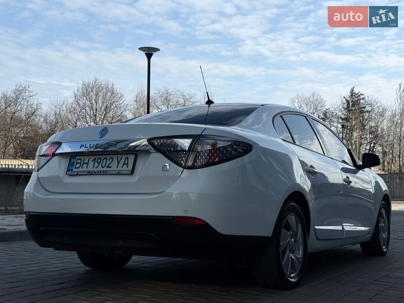Седан Renault Fluence 2011 в Одессе