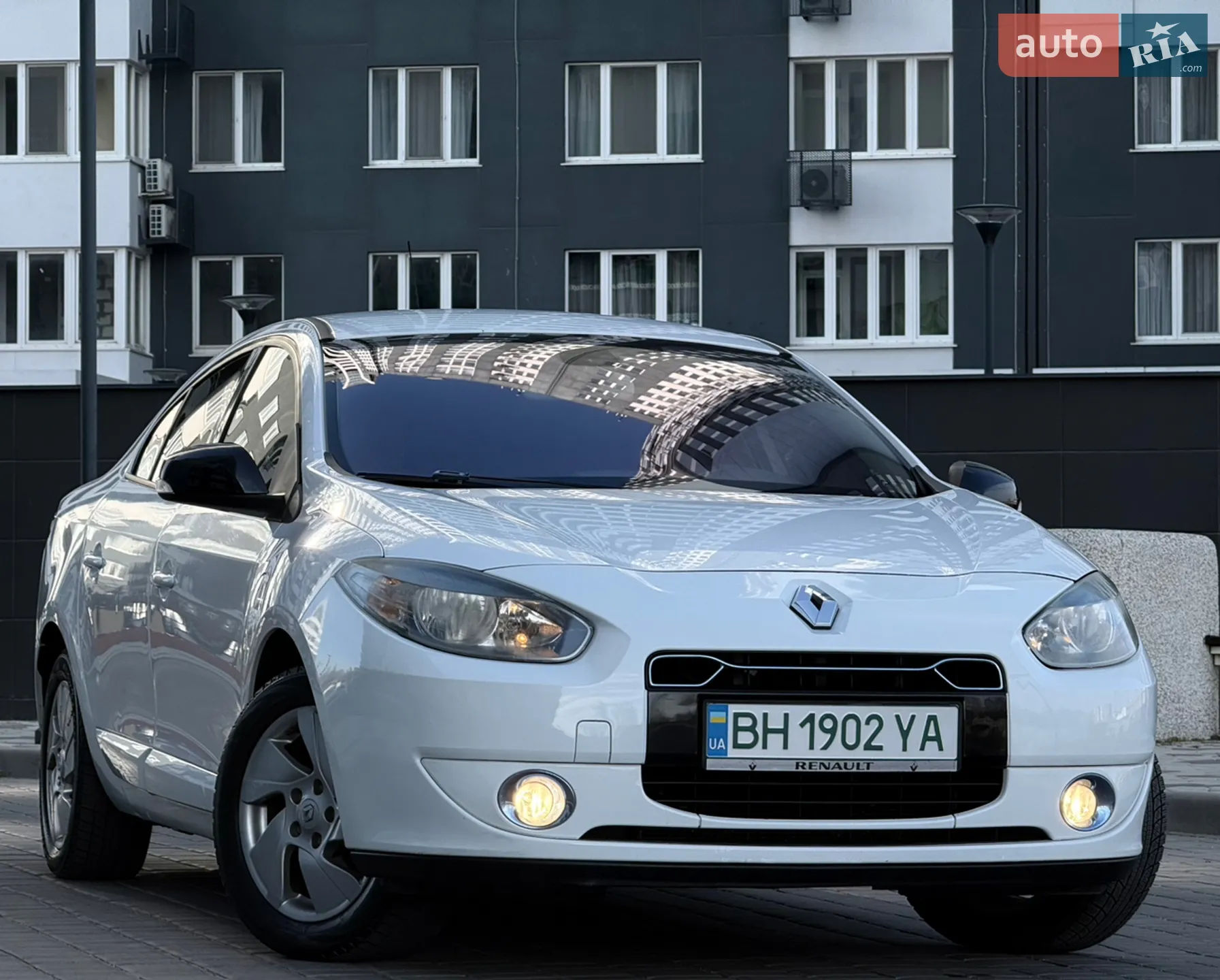 2011 Renault Fluence - мініатюра 22