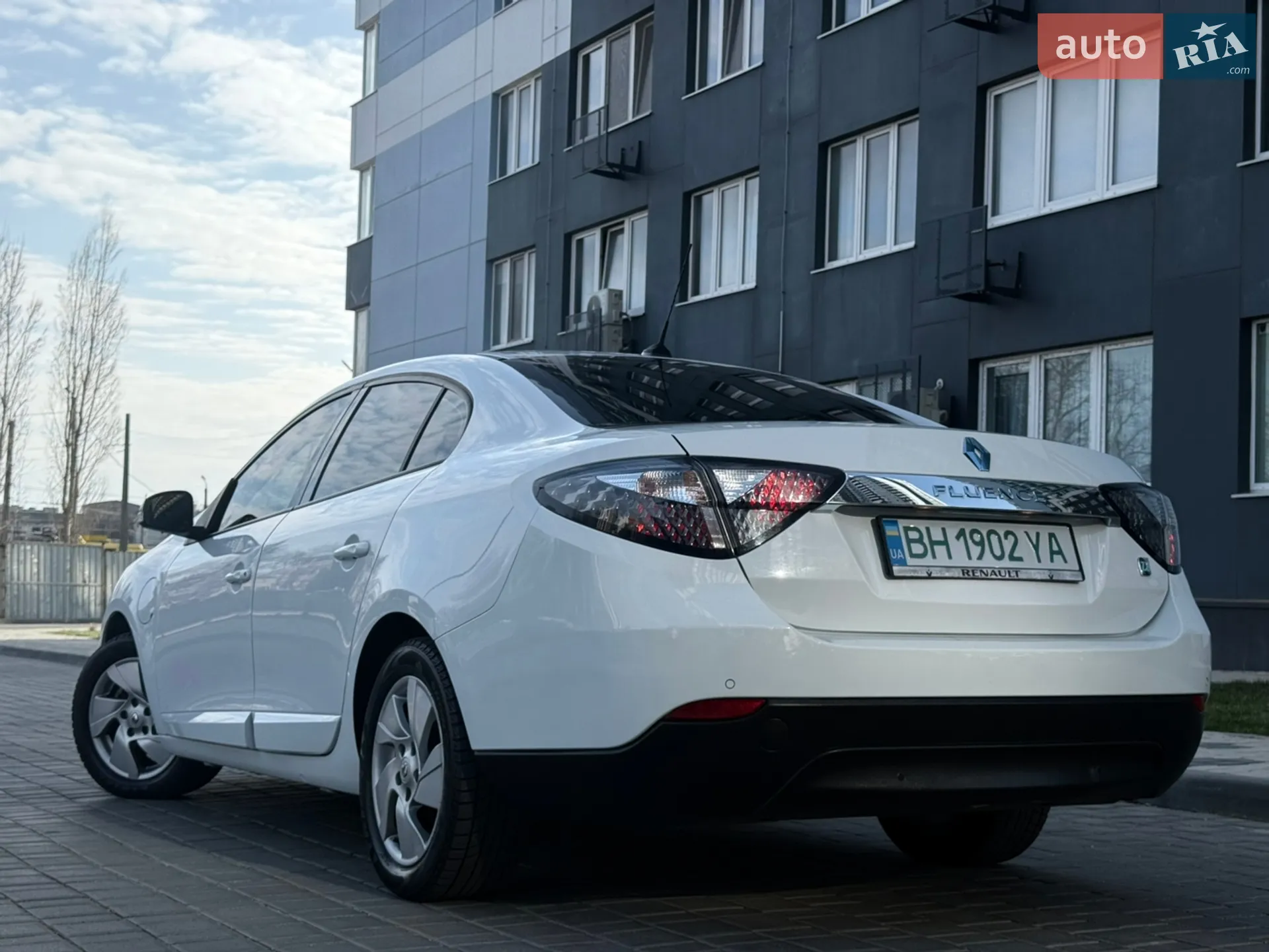2011 Renault Fluence - мініатюра 30
