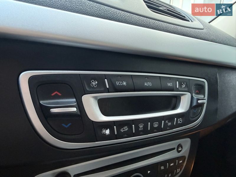 Седан Renault Fluence 2011 в Одессе