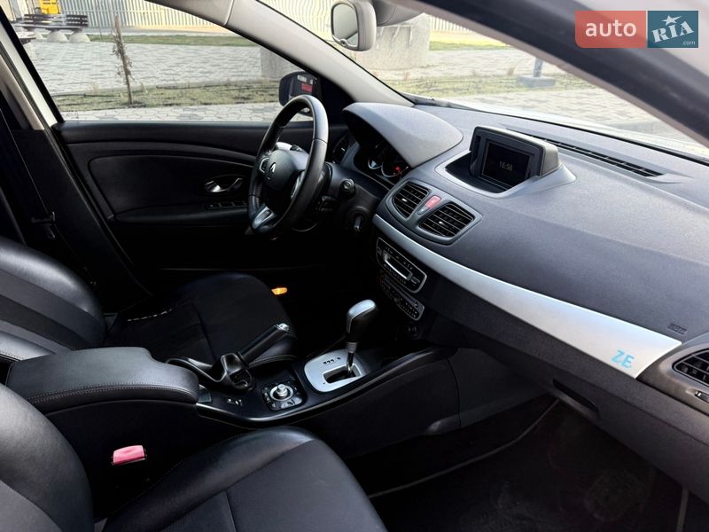 Седан Renault Fluence 2011 в Одессе